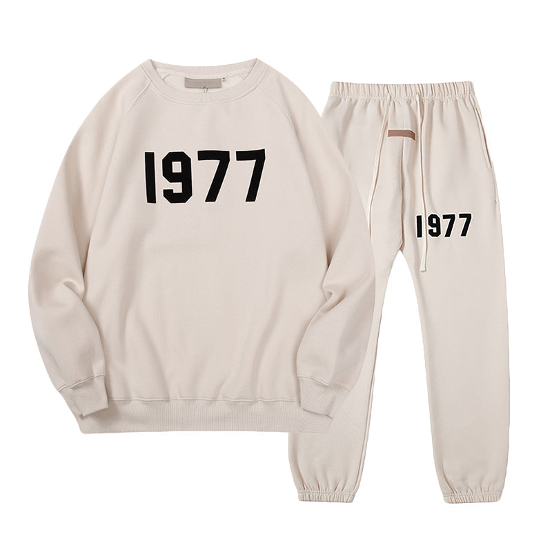 1977 Sweatshirt / Pants / Set - Beige